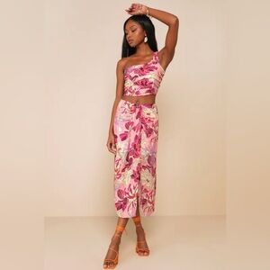 Lulus Set: Pink Floral Pleated One-Shoulder Crop Top and Twist-Front Midi Skirt